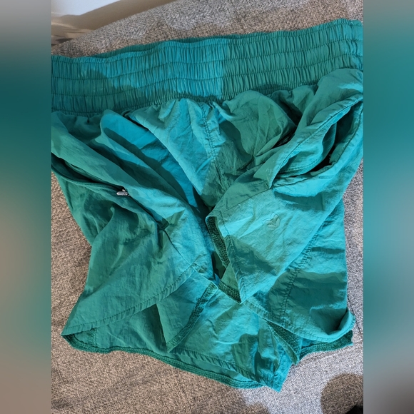 #21 All in Motion running shorts - Picture 2 of 3